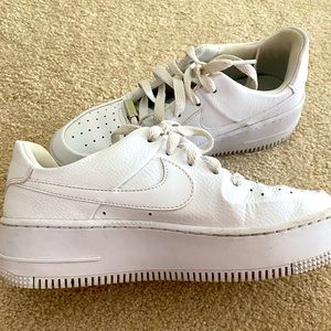 Nike Air Force 1 Sage Low - Size 7.5